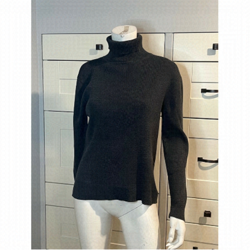 Studio Classics  100% Cotton Gray Ribbed Turtleneck  XL